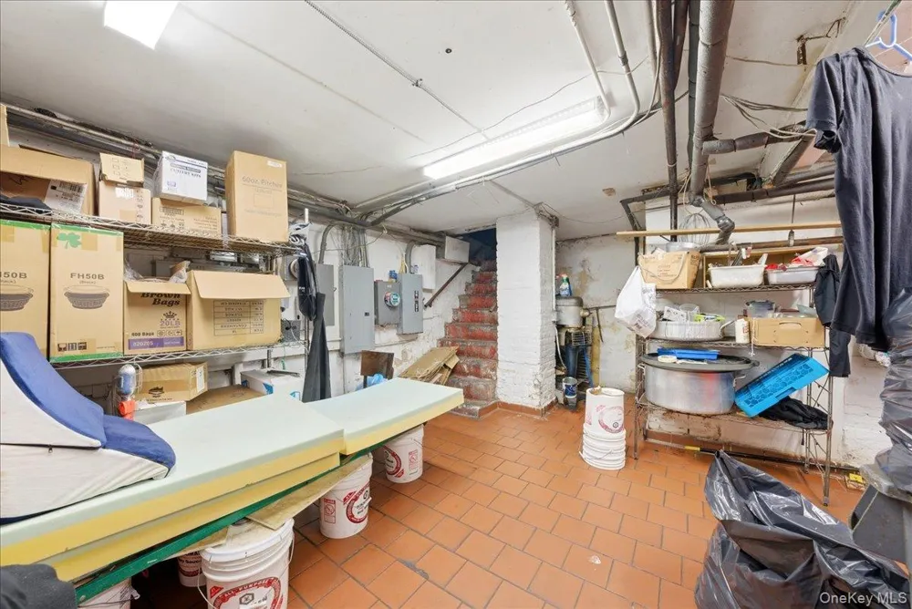 1435 2nd Avenue New York (Manhattan), NY 10021