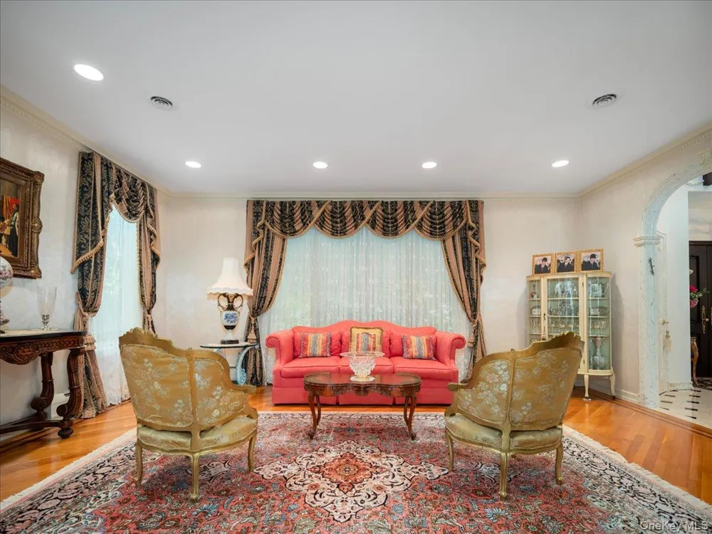 11 Bartlett Road Monsey, NY 10952