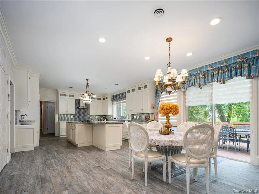 11 Bartlett Road Monsey, NY 10952