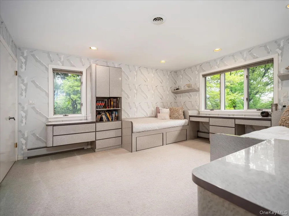 11 Bartlett Road Monsey, NY 10952