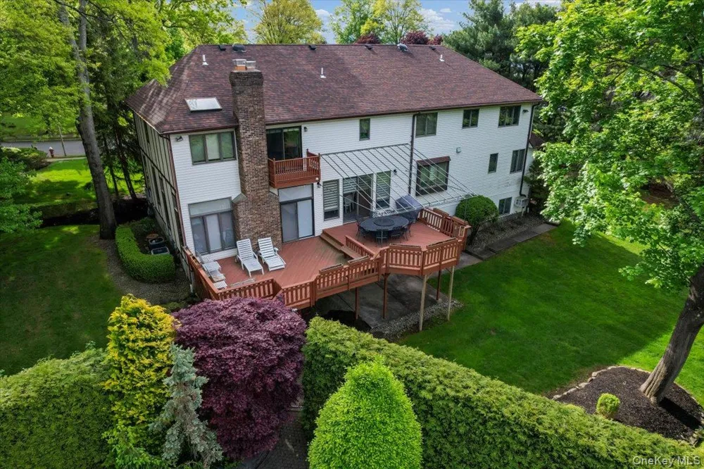 11 Bartlett Road Monsey, NY 10952