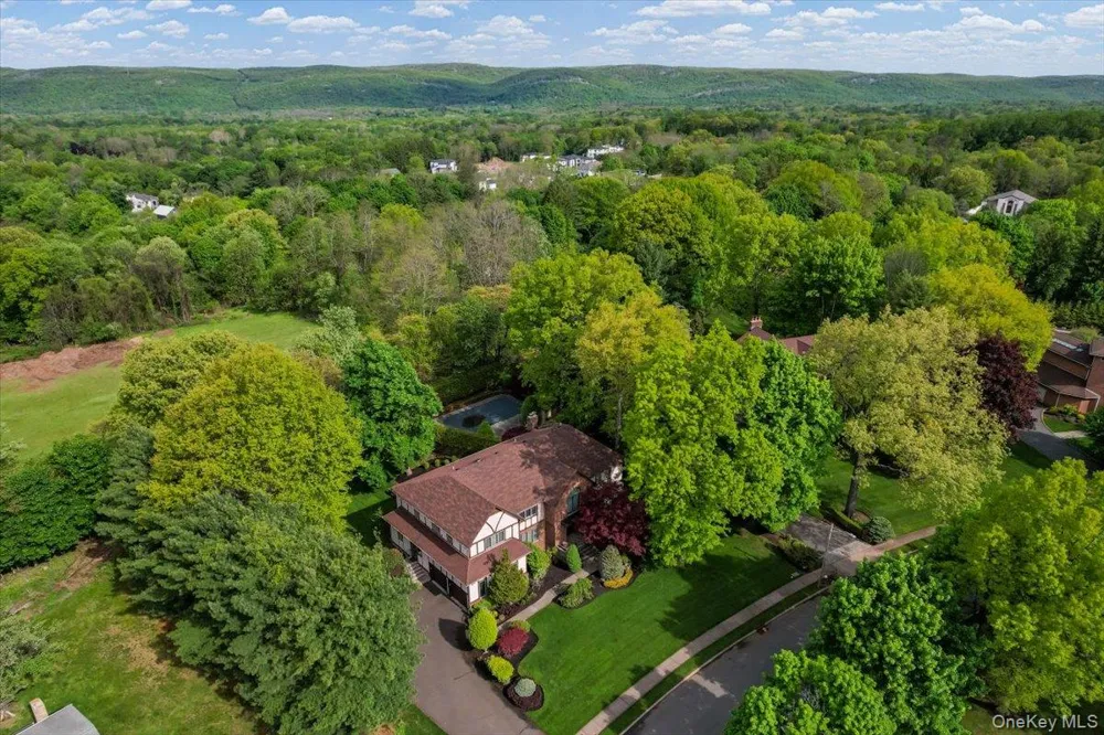 11 Bartlett Road Monsey, NY 10952