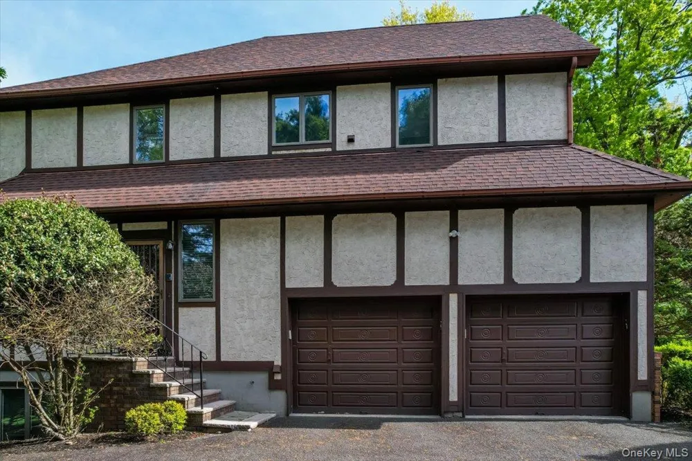 11 Bartlett Road Monsey, NY 10952