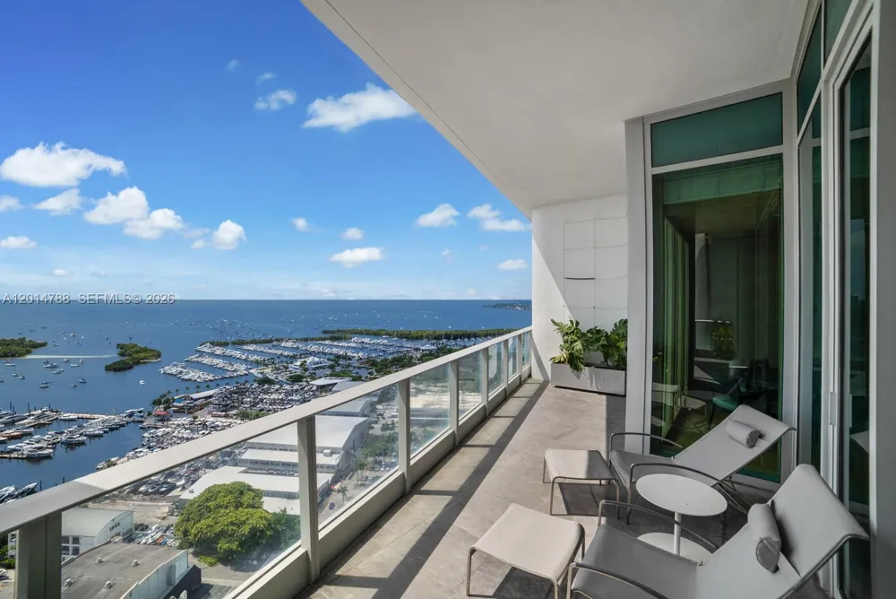 2627 S Bayshore Dr #3201 Miami, FL 33133