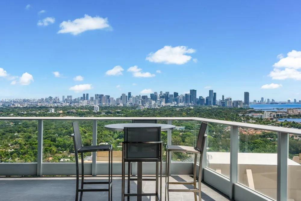 2627 S Bayshore Dr #3201 Miami, FL 33133