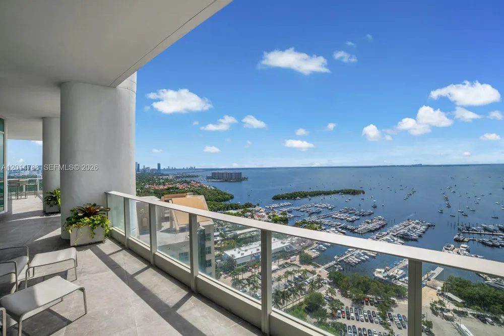 2627 S Bayshore Dr #3201 Miami, FL 33133