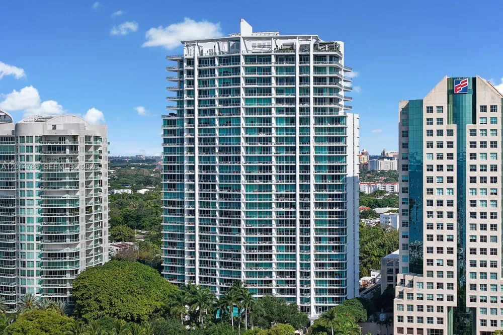 2627 S Bayshore Dr #3201 Miami, FL 33133