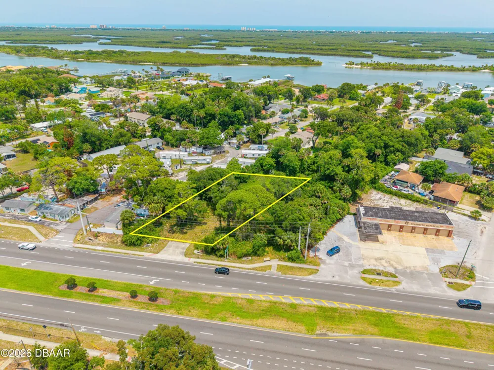 1711 S Ridgewood Avenue Edgewater, FL 32141