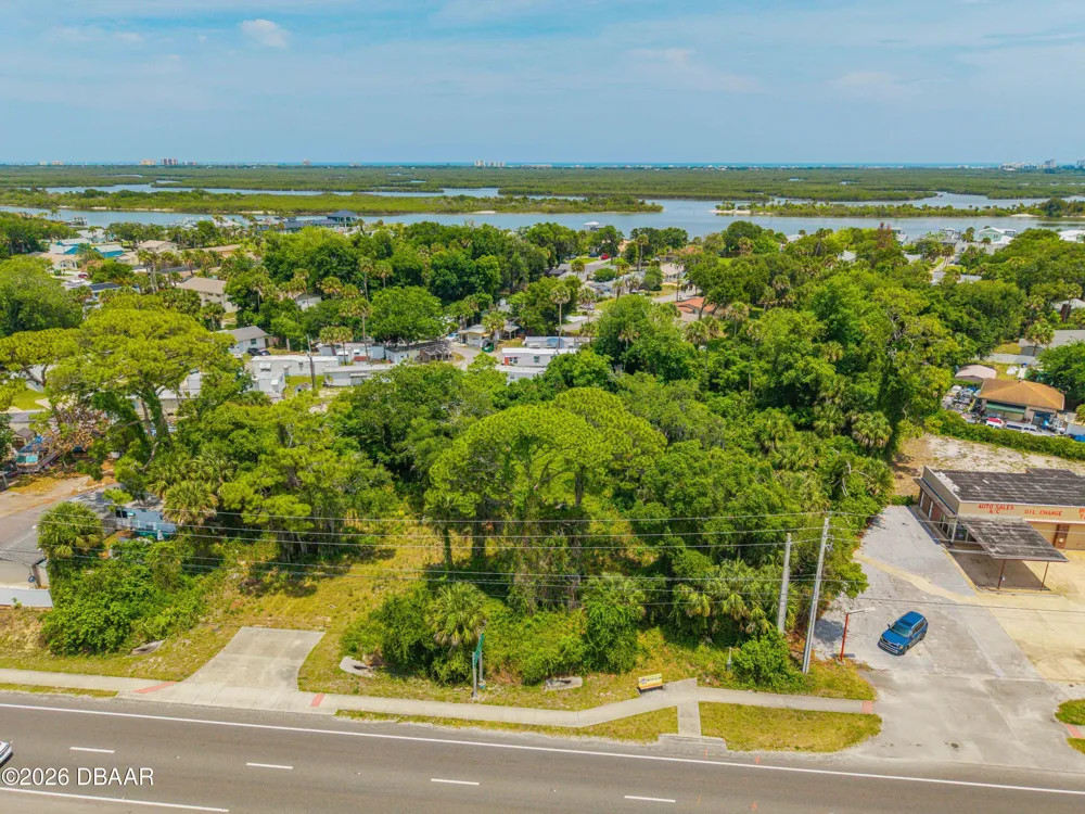 1711 S Ridgewood Avenue Edgewater, FL 32141