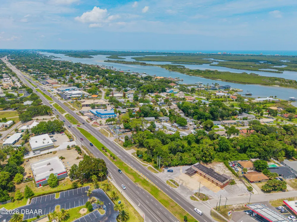 1711 S Ridgewood Avenue Edgewater, FL 32141