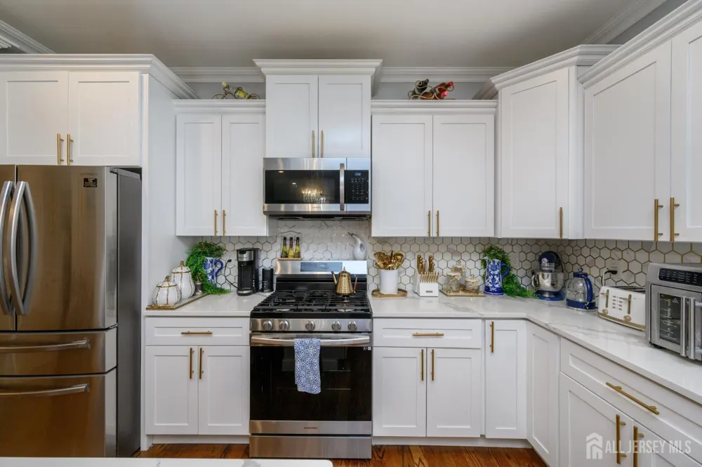 1019 Bishop Evans Way Linden, NJ 07036