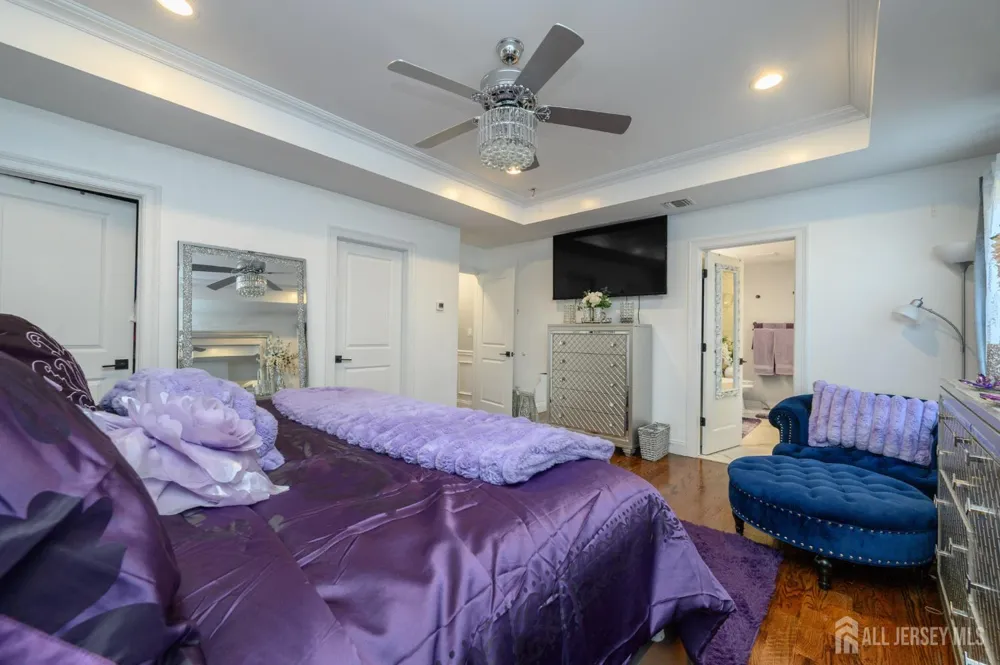 1019 Bishop Evans Way Linden, NJ 07036