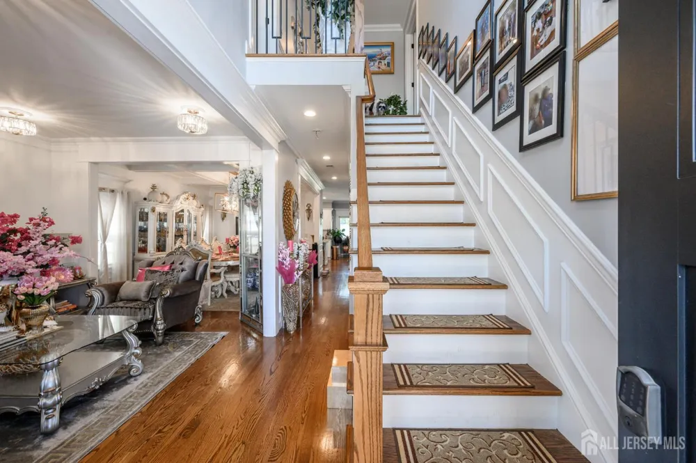 1019 Bishop Evans Way Linden, NJ 07036