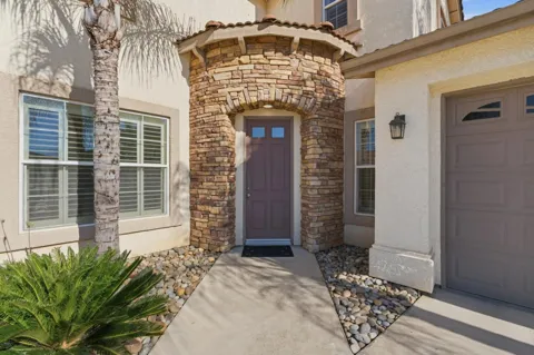 1406 Lily Avenue
