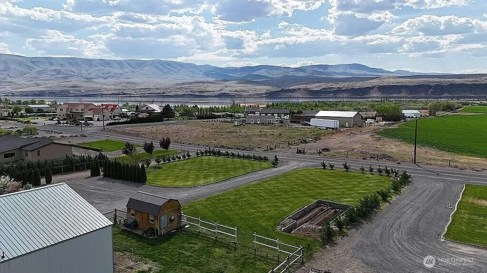 26235 Road U SW Mattawa, WA 99349
