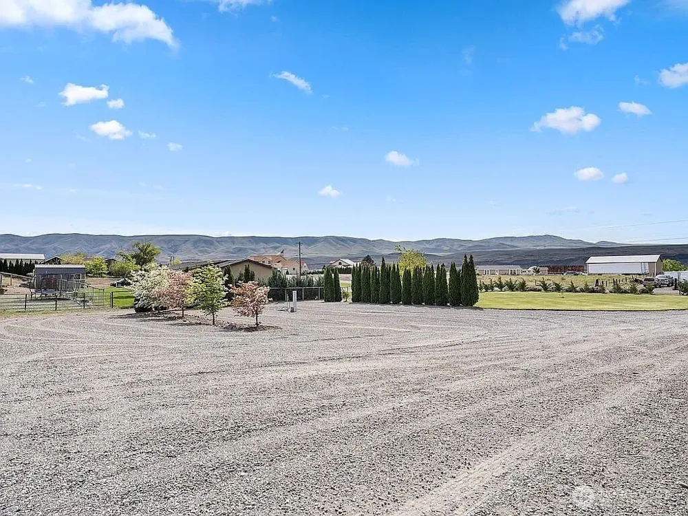26235 Road U SW Mattawa, WA 99349