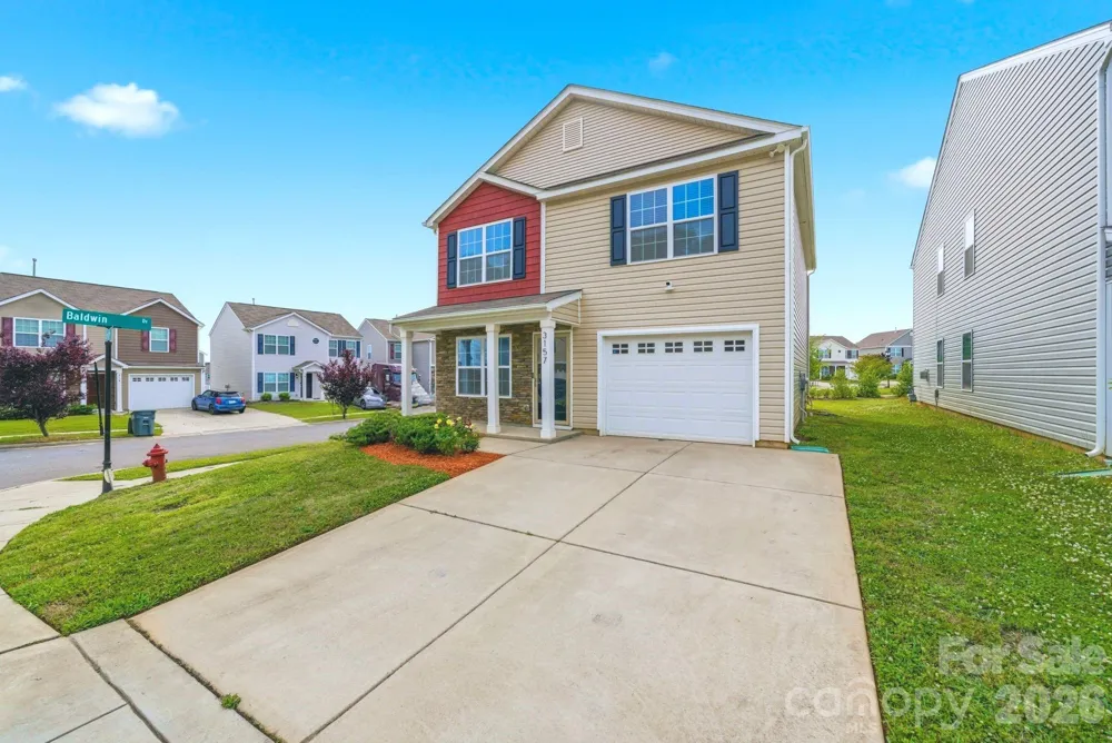 3157 Green Apple Drive Dallas, NC 28034