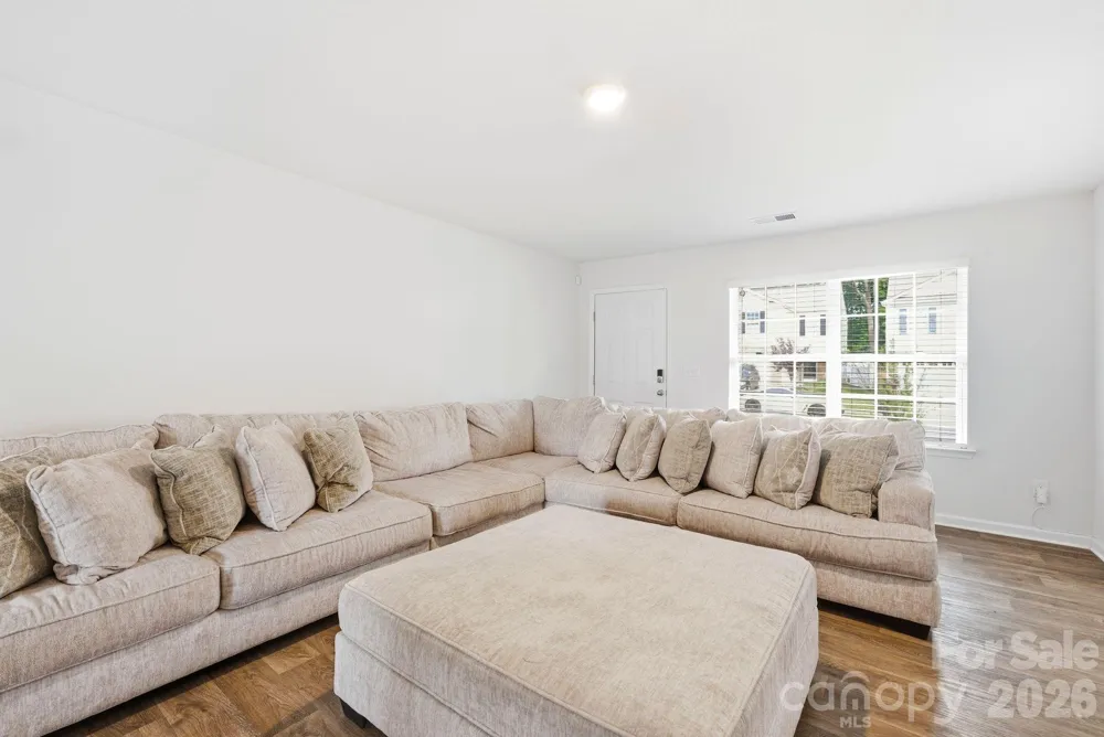 3157 Green Apple Drive Dallas, NC 28034