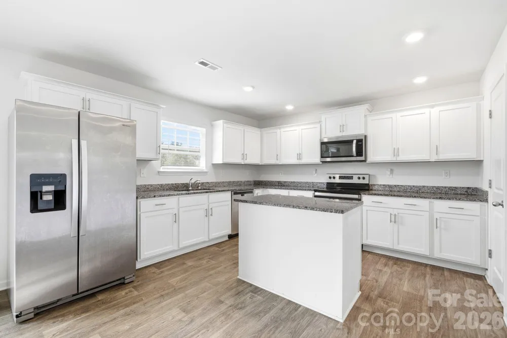 3157 Green Apple Drive Dallas, NC 28034