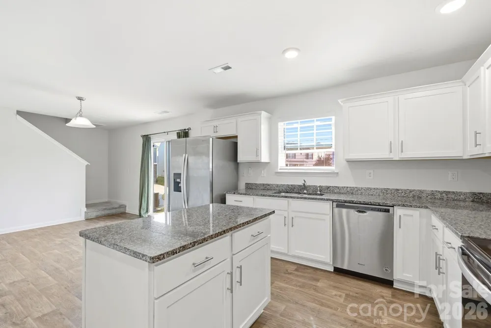 3157 Green Apple Drive Dallas, NC 28034