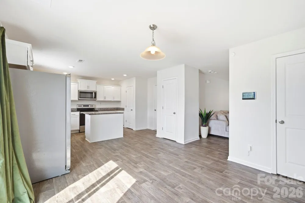 3157 Green Apple Drive Dallas, NC 28034