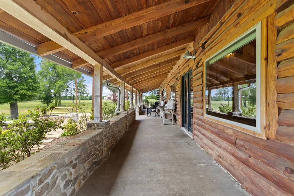 20108 County Road 452 Mineola, TX 75773