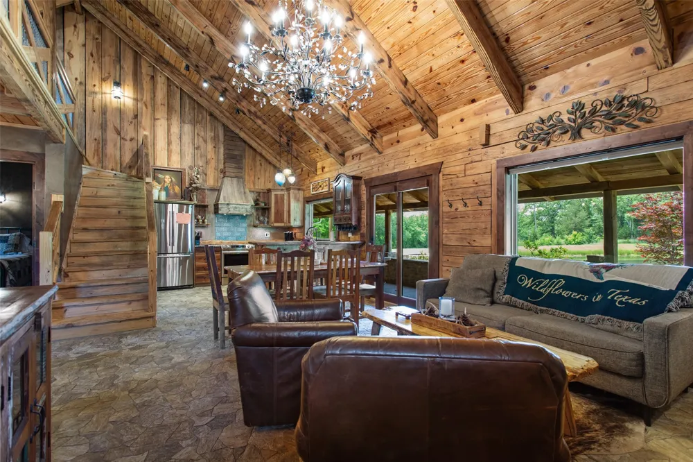 20108 County Road 452 Mineola, TX 75773