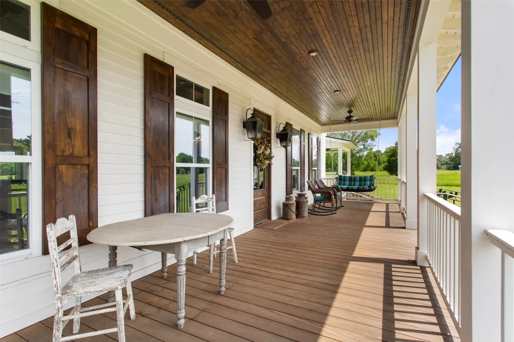 20108 County Road 452 Mineola, TX 75773