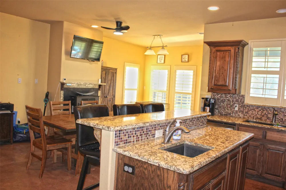 2601 NE 23rd Street Mineral Wells, TX 76067
