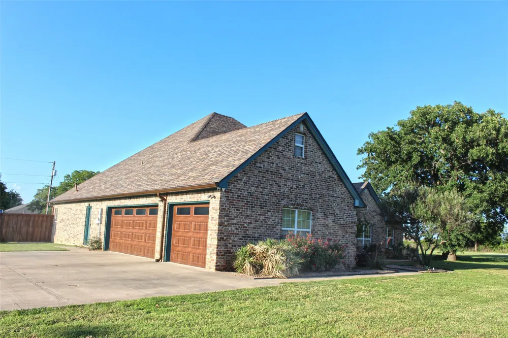 2601 NE 23rd Street Mineral Wells, TX 76067