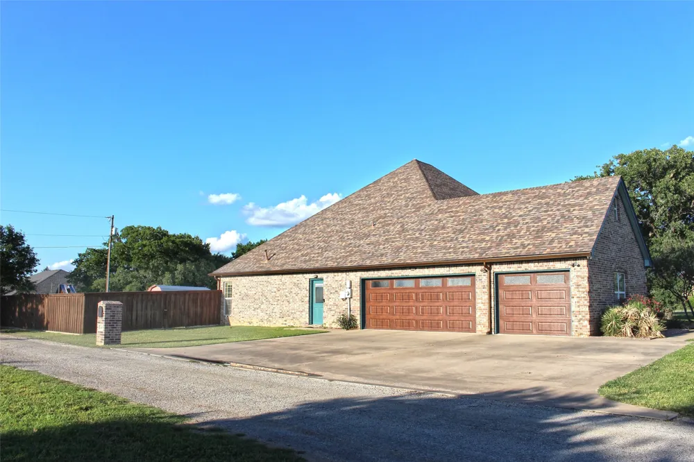 2601 NE 23rd Street Mineral Wells, TX 76067