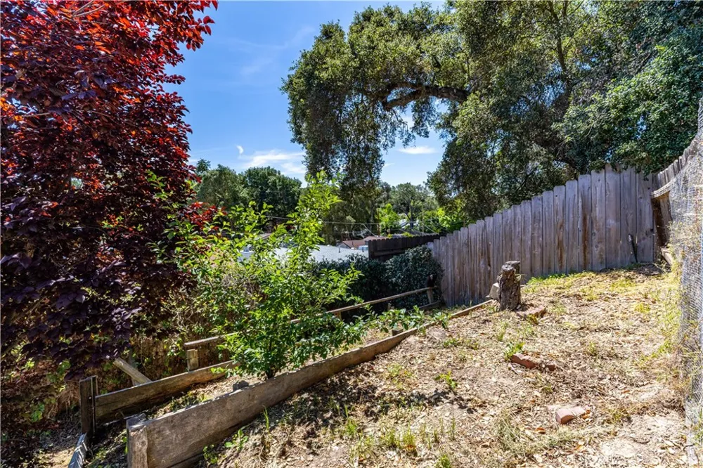 4541 Yerba Atascadero, CA 93422