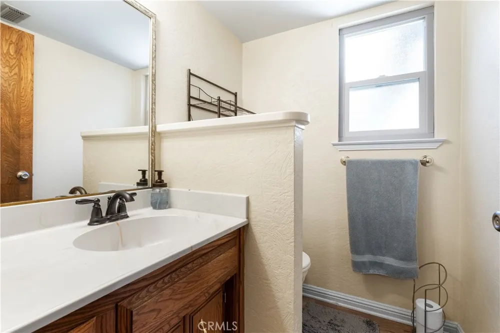 4541 Yerba Atascadero, CA 93422