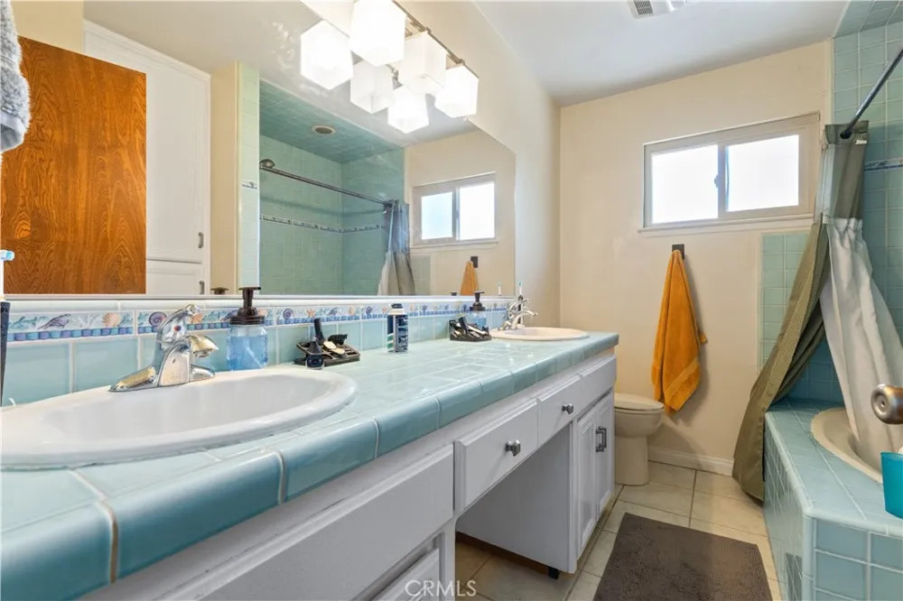 4541 Yerba Atascadero, CA 93422
