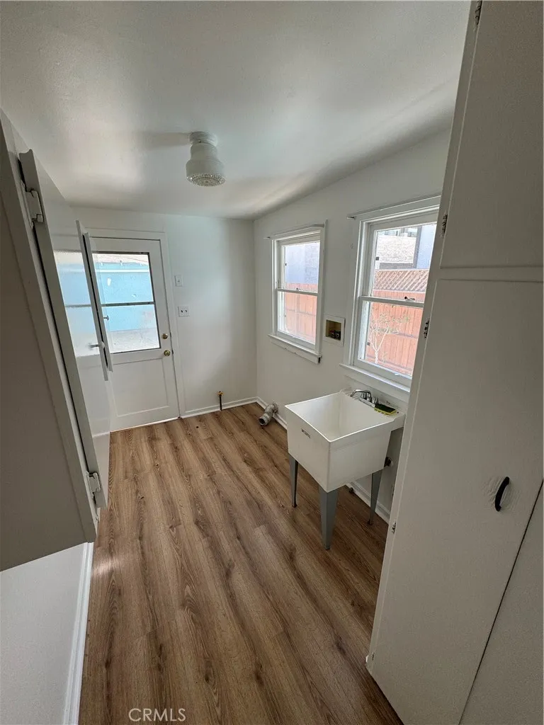 624 1st Hermosa Beach, CA 90254