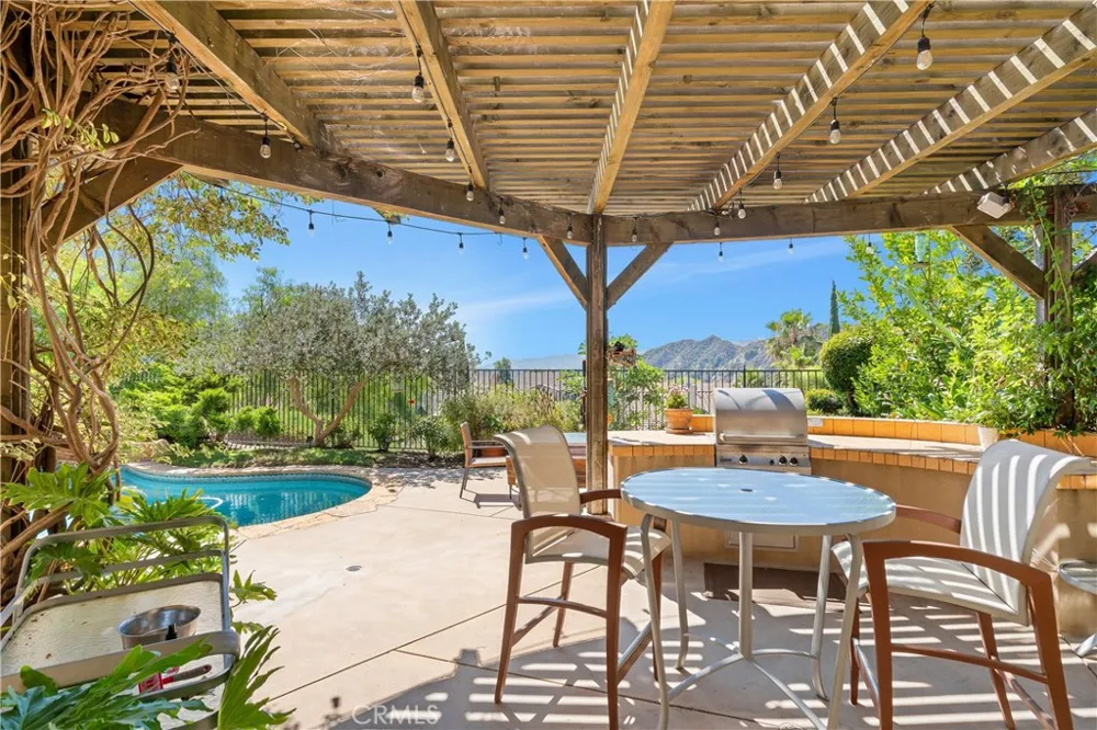 25730 Hawthorne Place Stevenson Ranch, CA 91381