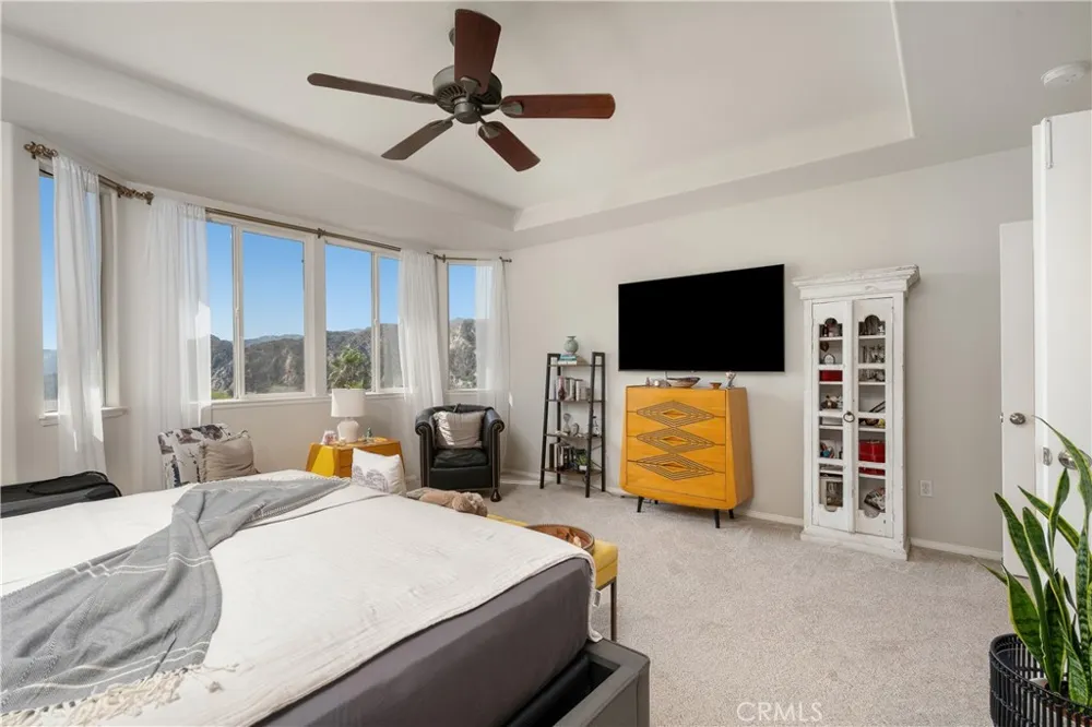 25730 Hawthorne Place Stevenson Ranch, CA 91381