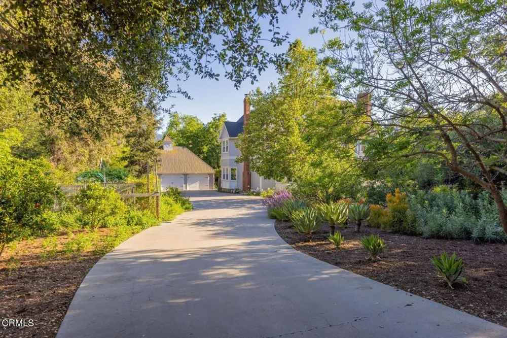 1450 Grand Avenue Ojai, CA 93023