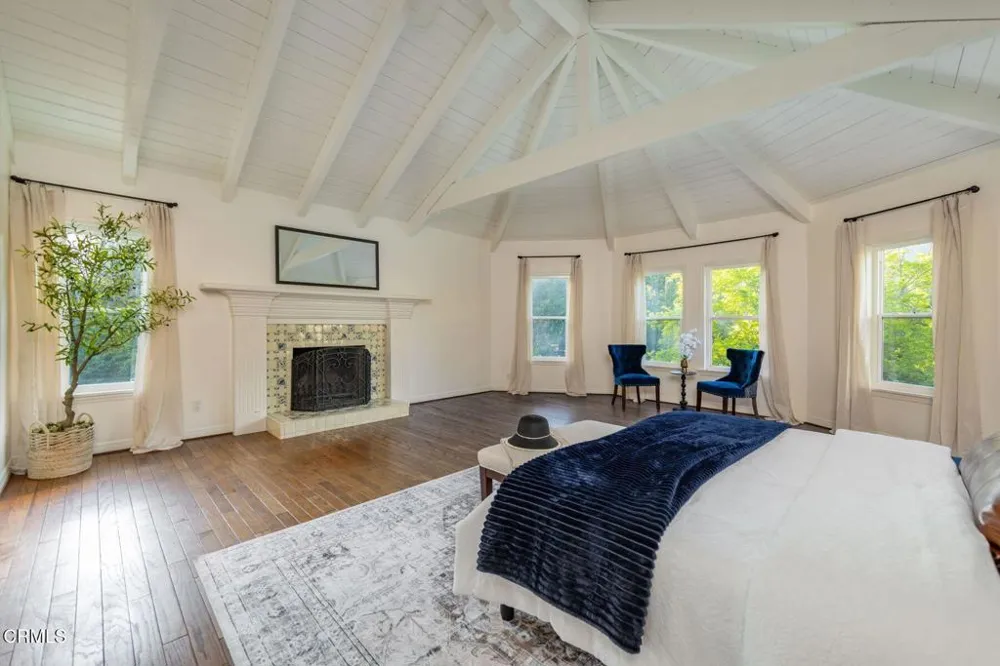 1450 Grand Avenue Ojai, CA 93023