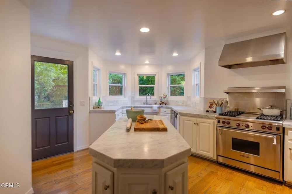 1450 Grand Avenue Ojai, CA 93023