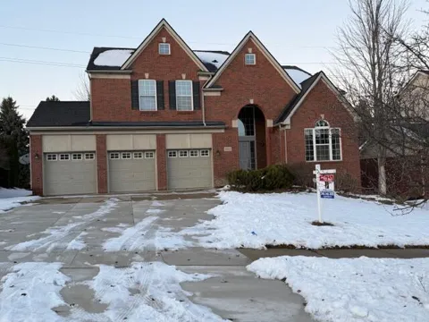 49896 Parkside Drive