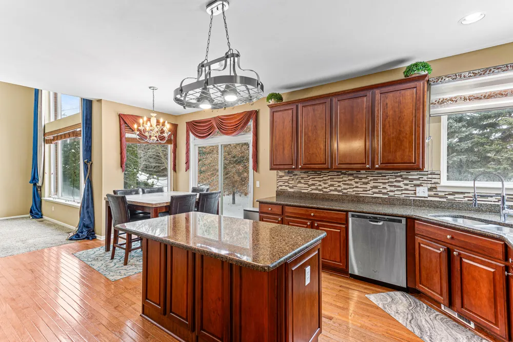49896 Parkside Drive Northville, MI 48168