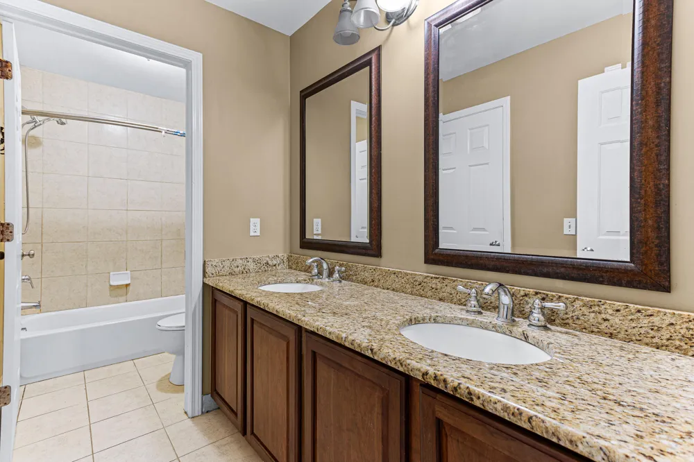 49896 Parkside Drive Northville, MI 48168