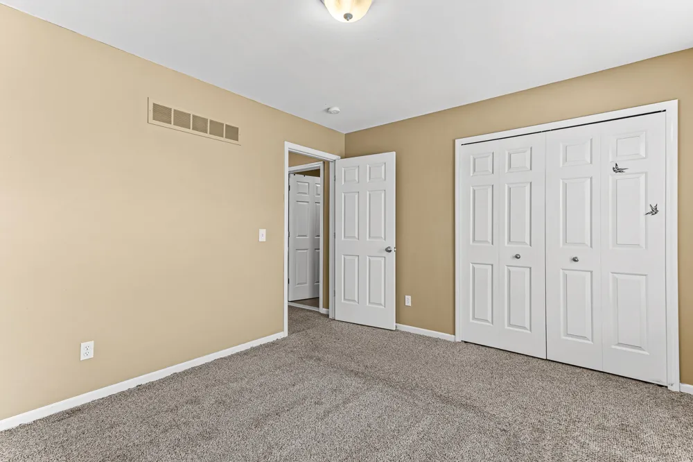 49896 Parkside Drive Northville, MI 48168