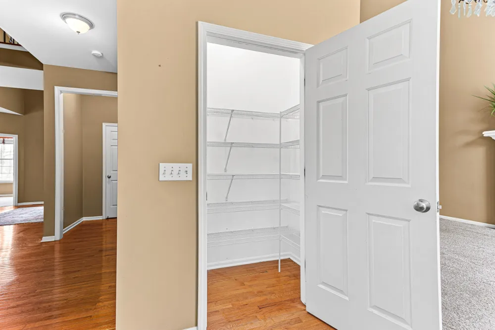 49896 Parkside Drive Northville, MI 48168