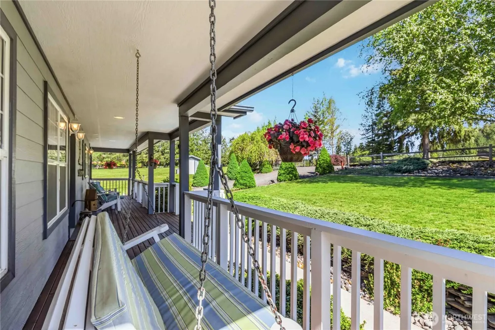 359 Frank Smith Road Toutle, WA 98649