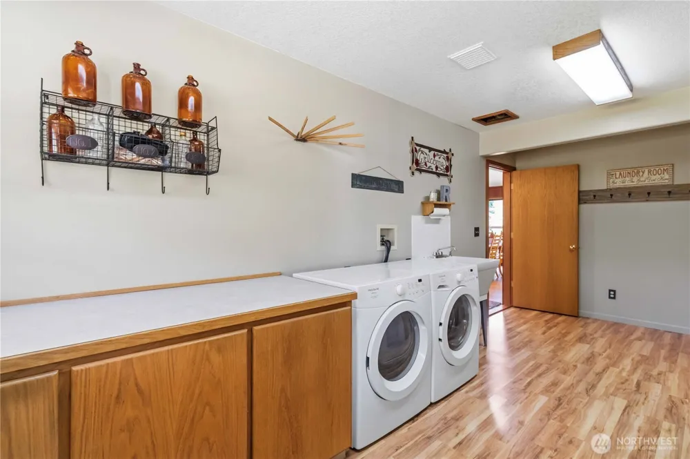 359 Frank Smith Road Toutle, WA 98649