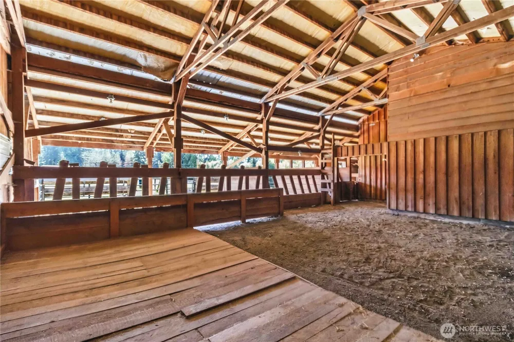 359 Frank Smith Road Toutle, WA 98649
