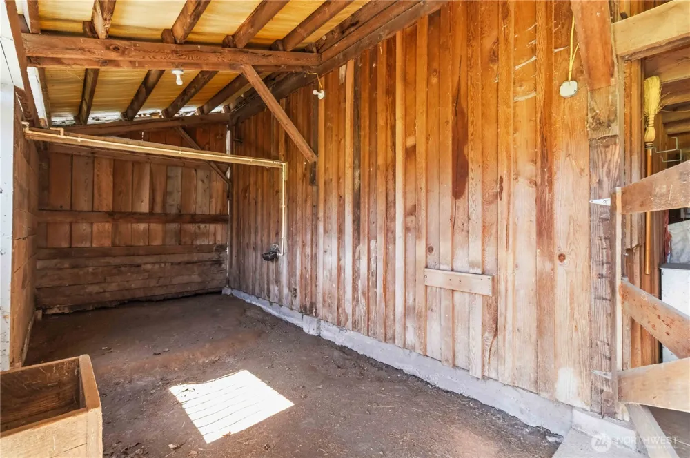 359 Frank Smith Road Toutle, WA 98649