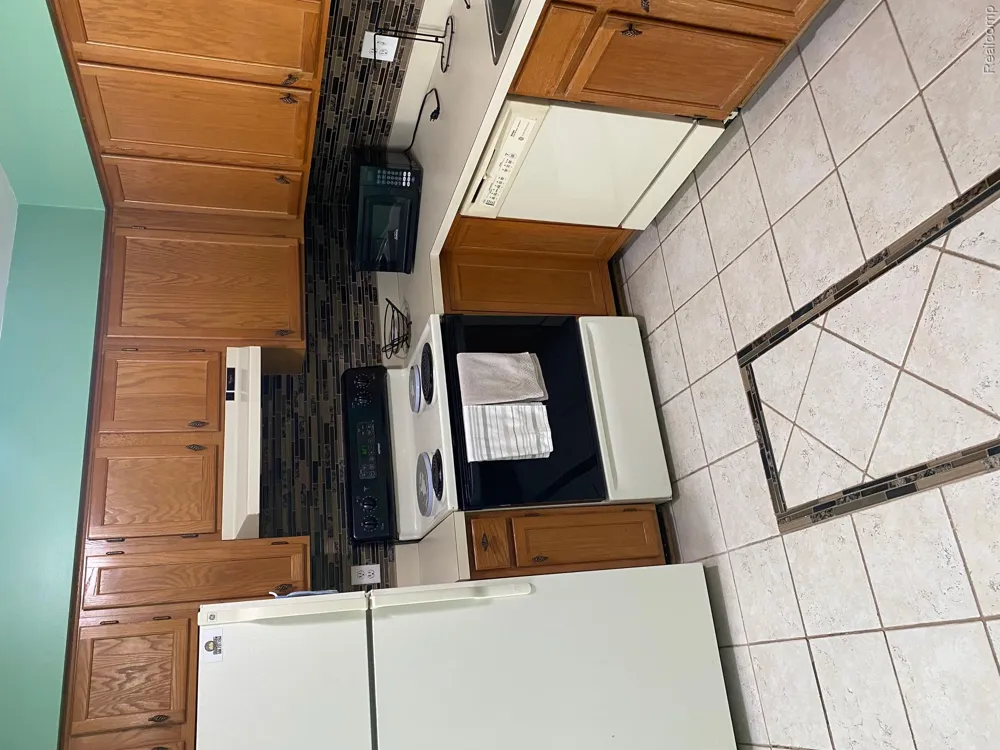 420 Baldwin Avenue #87 Rochester City, MI 48307